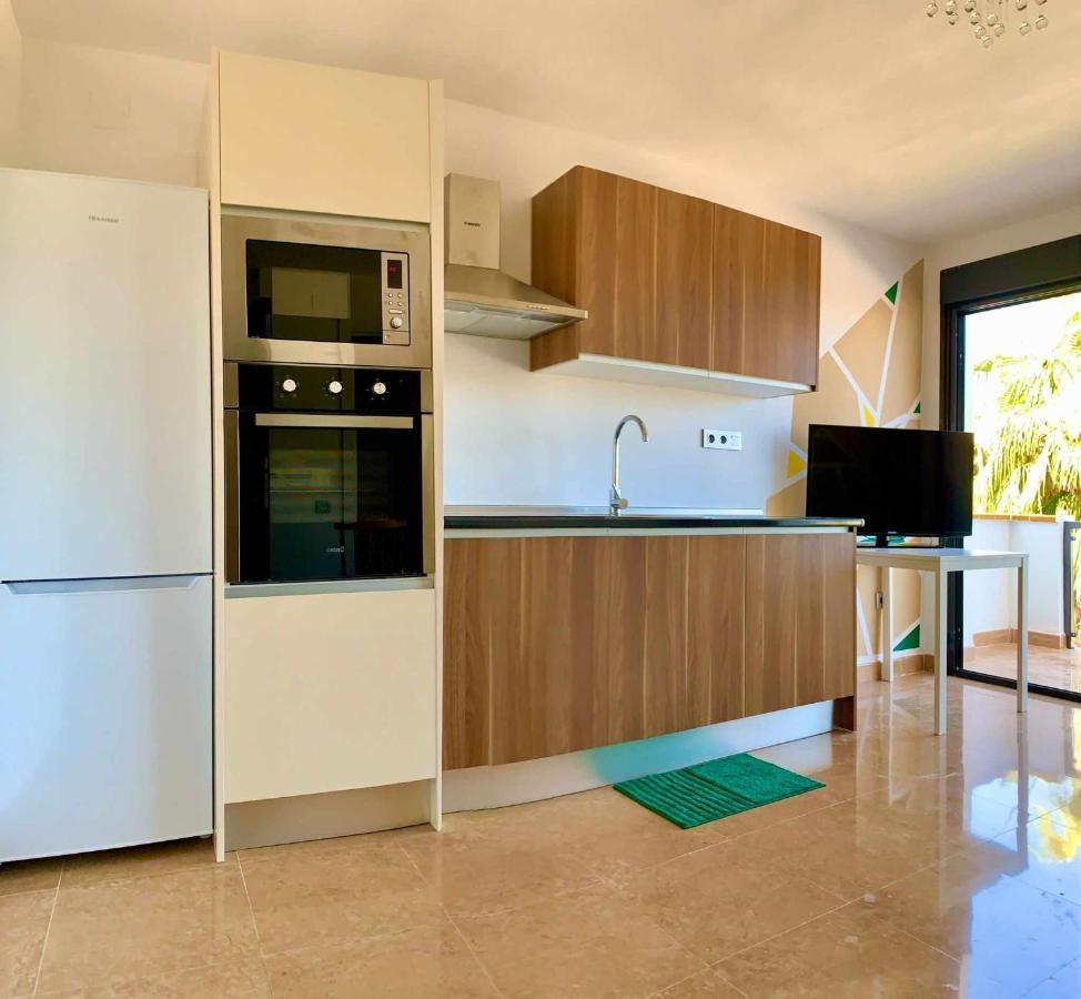 VillaEscondidaApartamento en chalet con vista abierta al mar Málaga Exterior foto