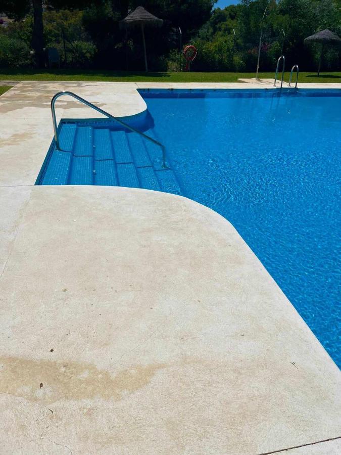 VillaEscondidaApartamento en chalet con vista abierta al mar Málaga Exterior foto